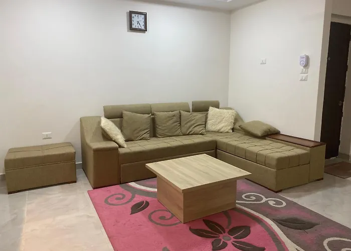 Blue Horizon El Helal Apartment